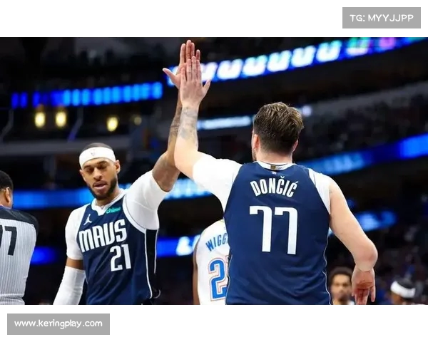 可爱捏!东契奇机智抢答:“没了,我们好了!”记者会精彩瞬间回顾 可爱捏!东契奇机智抢答:“没了,我们好了!”记者会精彩瞬间回顾